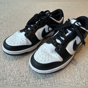 Nike Dunks Women’s 8.5 with box
